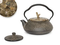 Japanische Teekanne Gusseisen Plum, 0,5 L