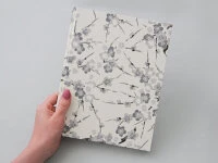 Japanbuch Tokyo Memo, Chiyogami Blütenäste Elfenbein, 17 X 22 Cm 3 Japanbuch Tokyo Memo, Chiyogami Blütenäste Elfenbein, 17 X 22 Cm – Bild 3