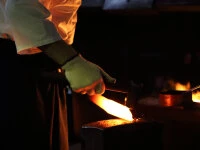 SPG2 Kuroshiage Tsuchime Santoku 180mm, Wenge Handle 6 SPG2 Kuroshiage Tsuchime Santoku 180mm, Wenge Handle – Bild 6